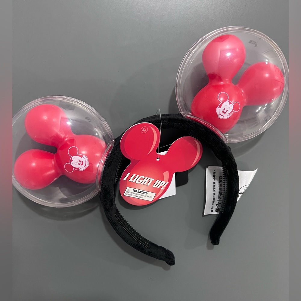 NWT! Mickey Mouse Balloon Light-Up Ears Headband for Adults *Sold Out!